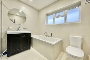 Photo 26- click for photo gallery